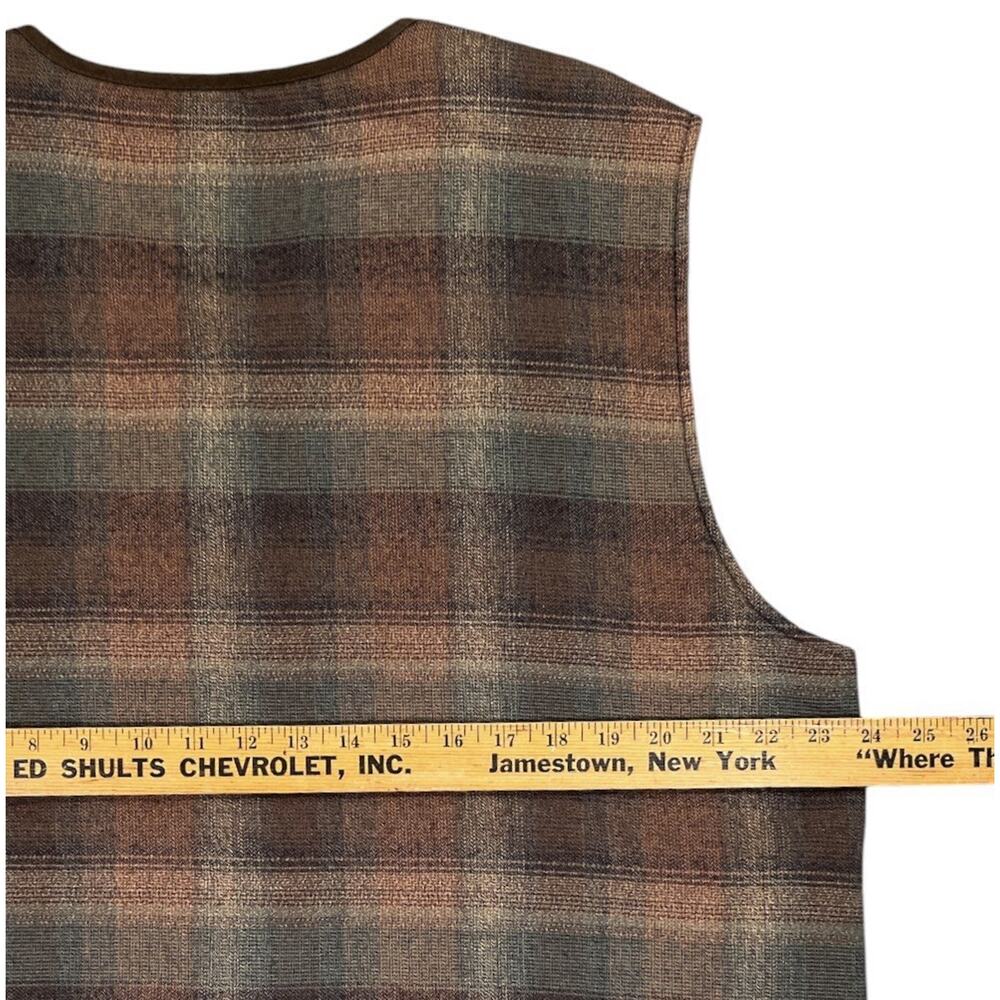 Clear Water Men’s Plaid Quilted Outdoor Vest Brown Green Size L - Picture 10 of 11